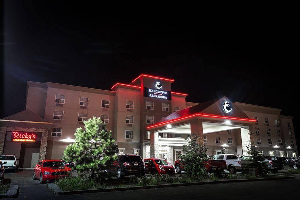 Days Inn & Suites By Wyndham Edmonton Airport Leduc Exterior photo